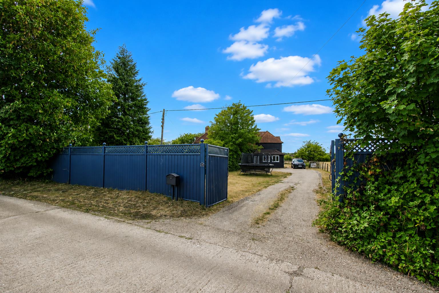 Telegraph Track, Carshalton